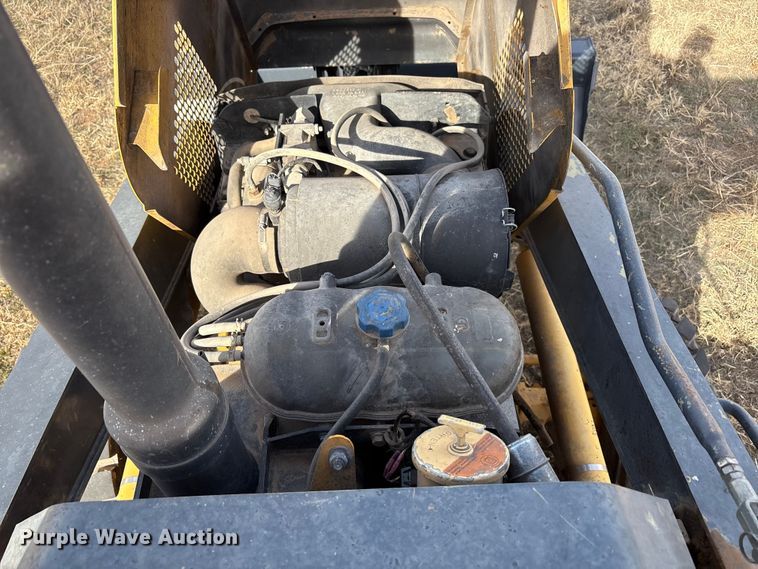 image for item EU4744 2012 John Deere 210LJ landscape tractor