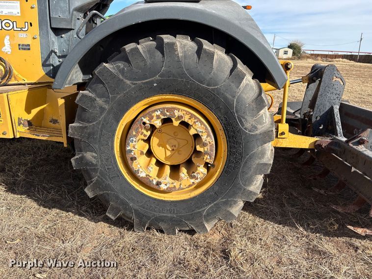 image for item EU4744 2012 John Deere 210LJ landscape tractor