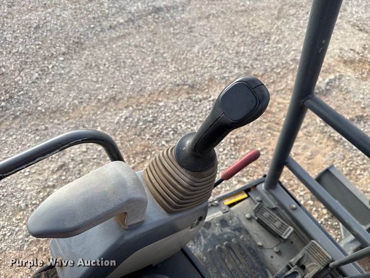 image for item EU5066 2014 John Deere 27D mini excavator