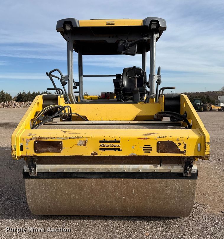 image for item EU5448 Dynapac CC6200 double drum vibratory roller