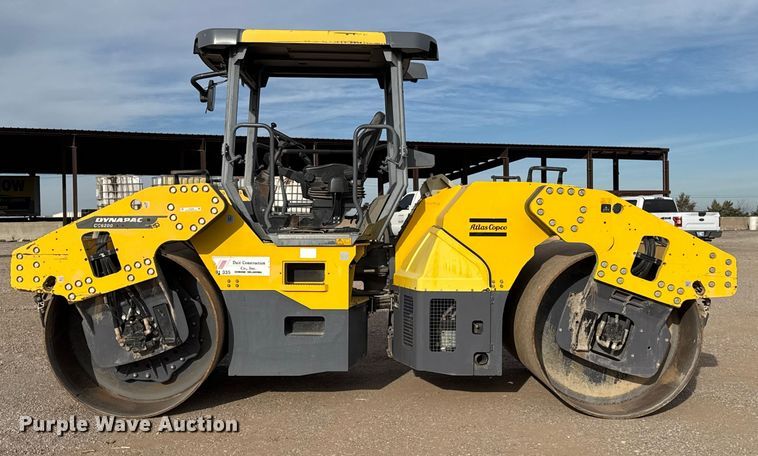 image for item EU5448 Dynapac CC6200 double drum vibratory roller