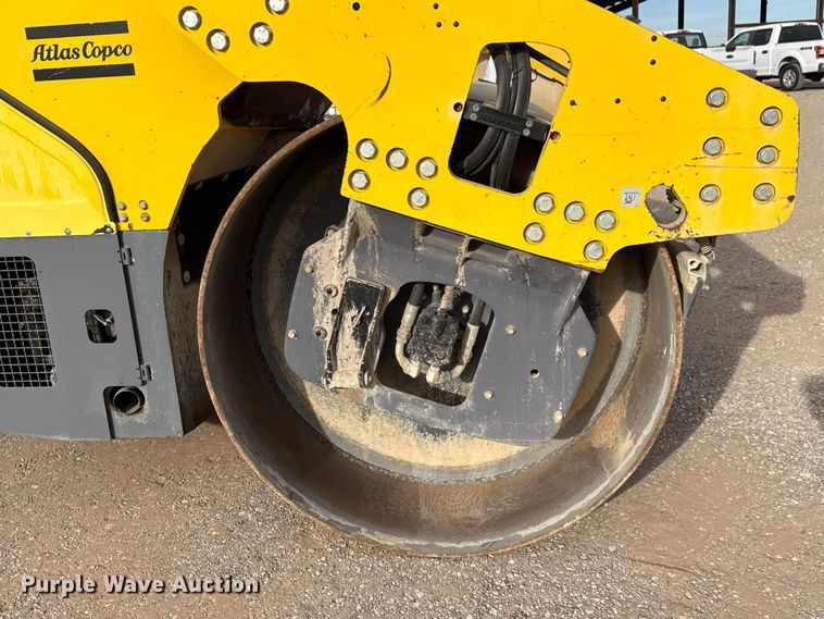 image for item EU5448 Dynapac CC6200 double drum vibratory roller