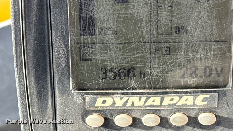 image for item EU5448 Dynapac CC6200 double drum vibratory roller