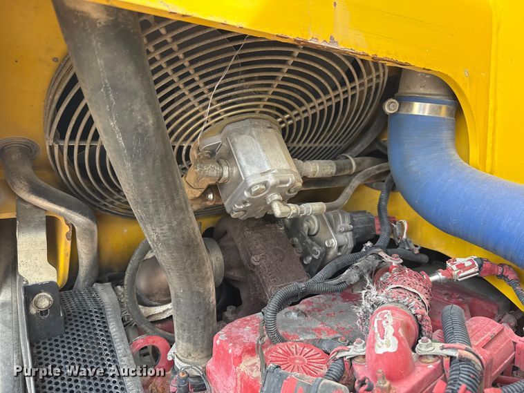 image for item EU5448 Dynapac CC6200 double drum vibratory roller