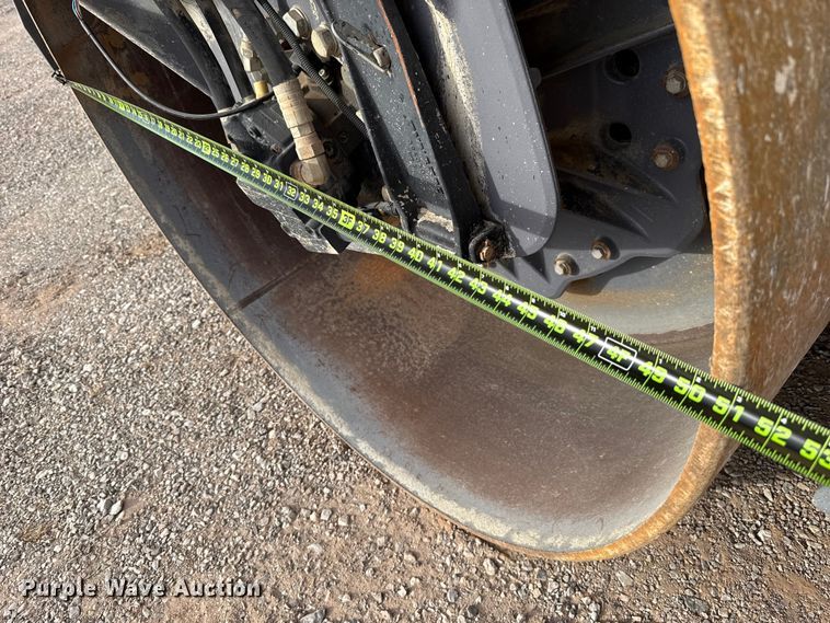 image for item EU5448 Dynapac CC6200 double drum vibratory roller