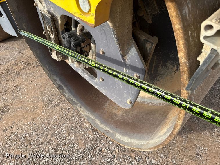 image for item EU5448 Dynapac CC6200 double drum vibratory roller