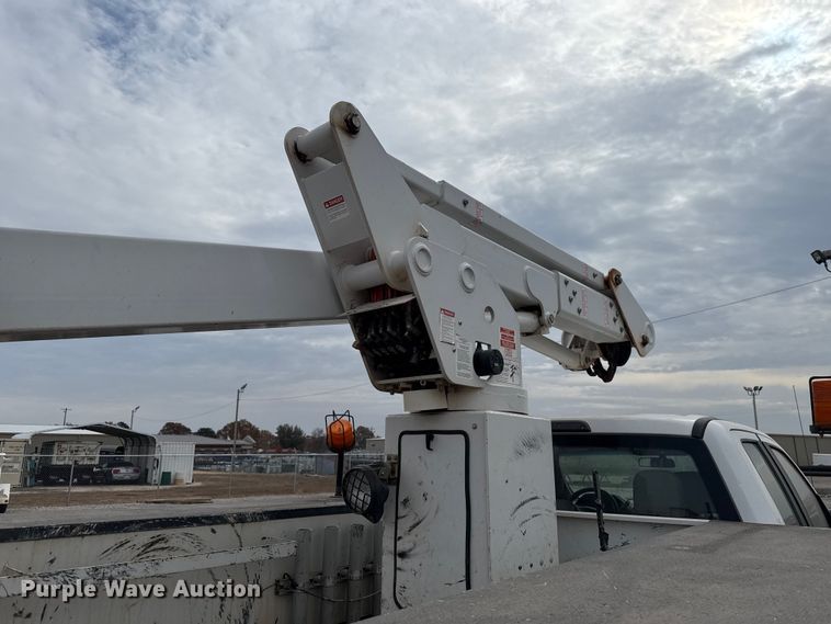 image for item EU5456 2018 Ford F550 bucket truck