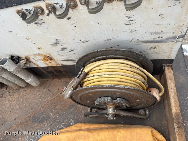 image for item EU5456 2018 Ford F550 bucket truck