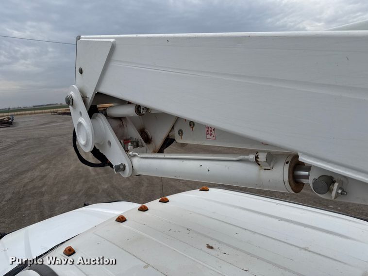 image for item EU5456 2018 Ford F550 bucket truck