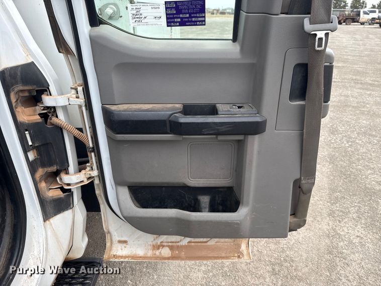 image for item EU5456 2018 Ford F550 bucket truck