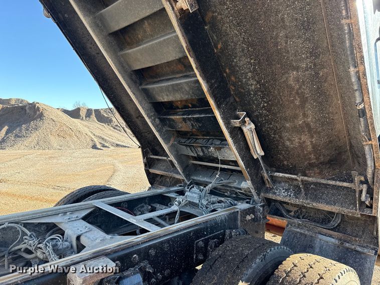 image for item EU5491 2014 Freightliner 114SD dump truck