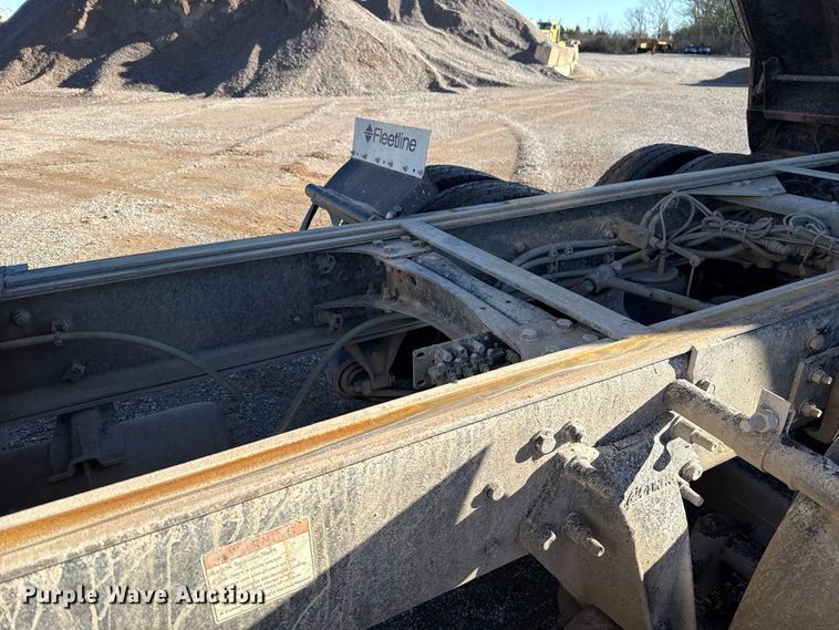 image for item EU5491 2014 Freightliner 114SD dump truck