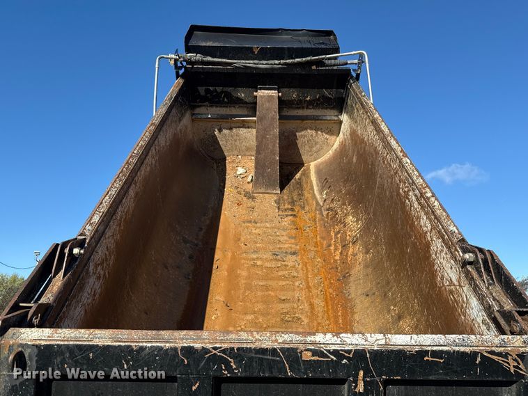 image for item EU5491 2014 Freightliner 114SD dump truck