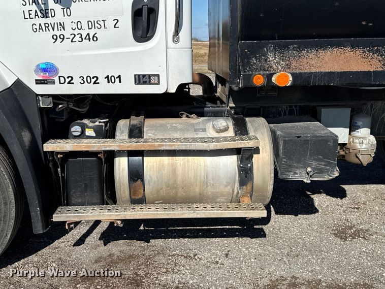 image for item EU5491 2014 Freightliner 114SD dump truck