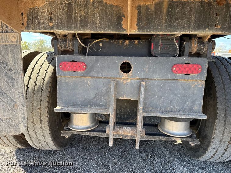 image for item EU5491 2014 Freightliner 114SD dump truck