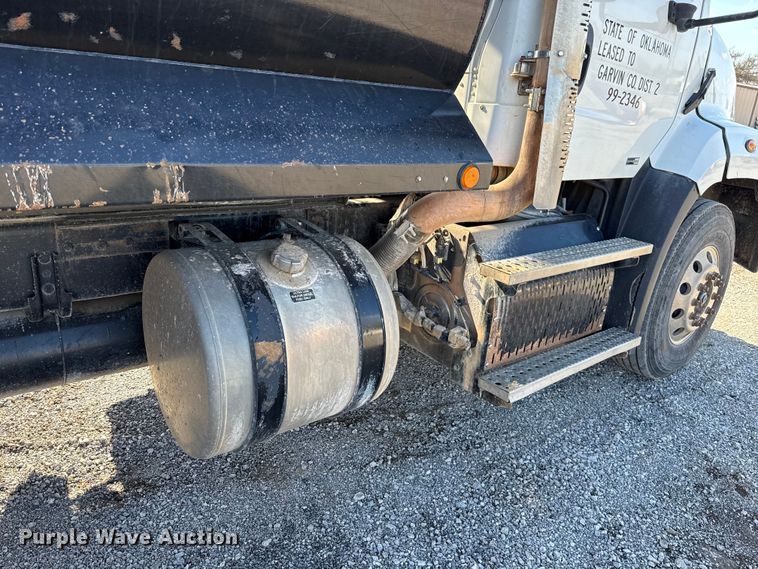 image for item EU5491 2014 Freightliner 114SD dump truck