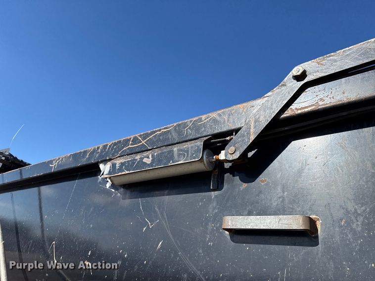 image for item EU5491 2014 Freightliner 114SD dump truck