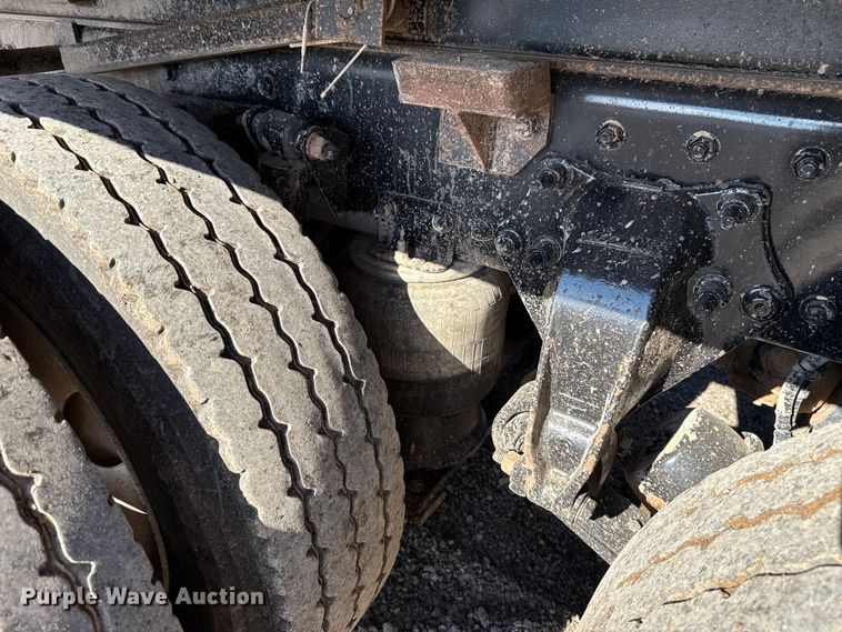 image for item EU5491 2014 Freightliner 114SD dump truck