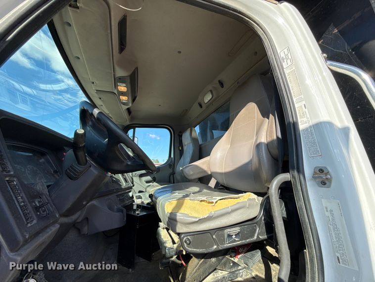 image for item EU5491 2014 Freightliner 114SD dump truck