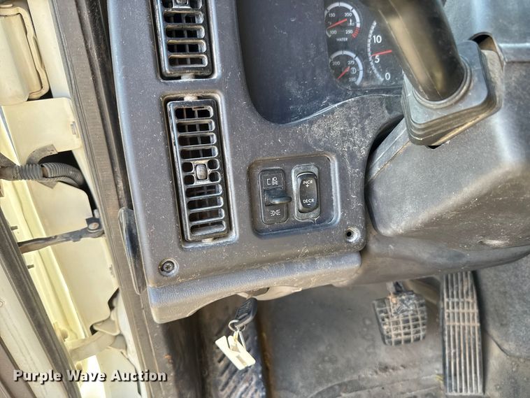 image for item EU5491 2014 Freightliner 114SD dump truck