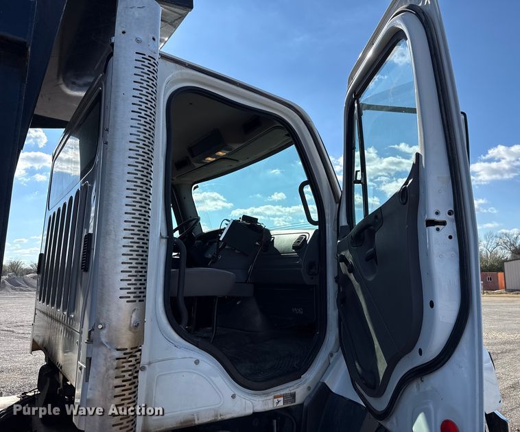 image for item EU5491 2014 Freightliner 114SD dump truck