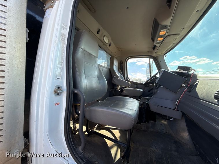 image for item EU5491 2014 Freightliner 114SD dump truck