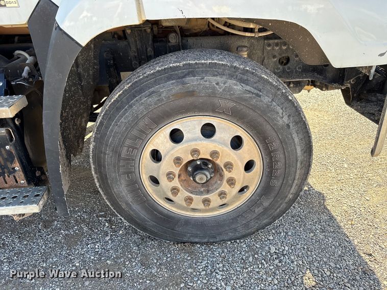 image for item EU5491 2014 Freightliner 114SD dump truck