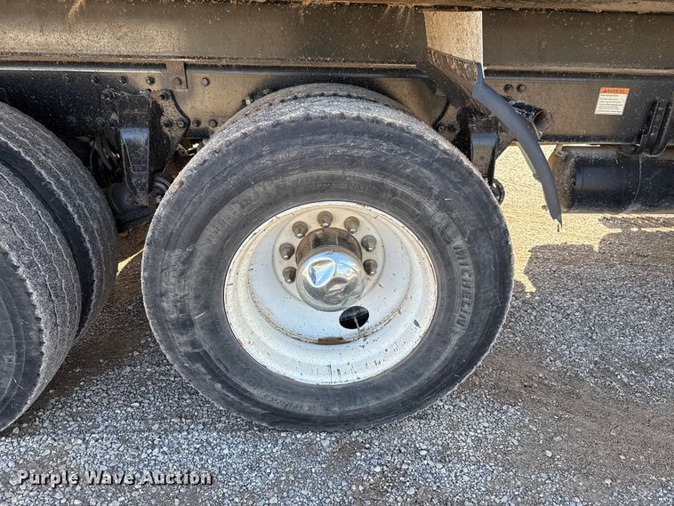 image for item EU5491 2014 Freightliner 114SD dump truck