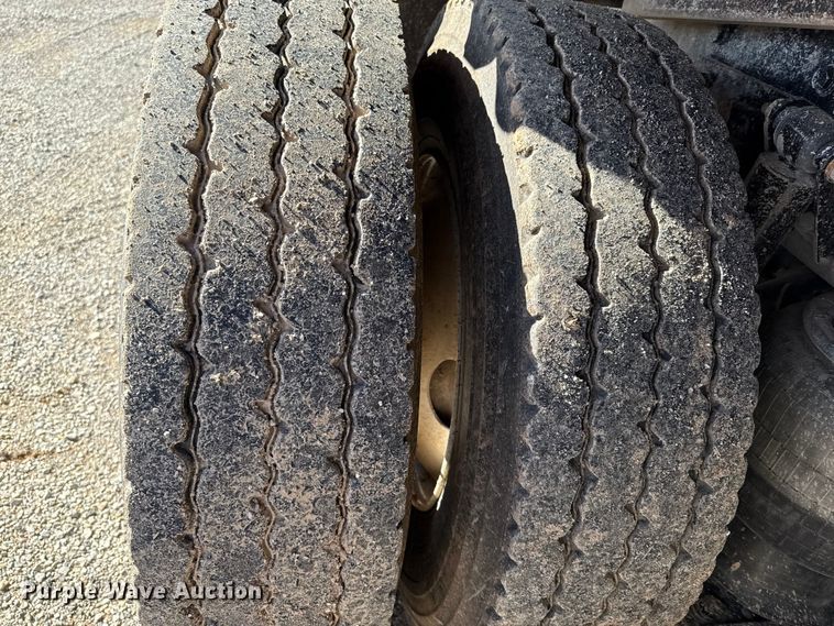 image for item EU5491 2014 Freightliner 114SD dump truck