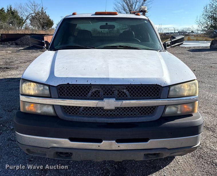 image for item EU5492 2004 Chevrolet Silverado 3500 Ext. Cab dump flatbed pickup truck