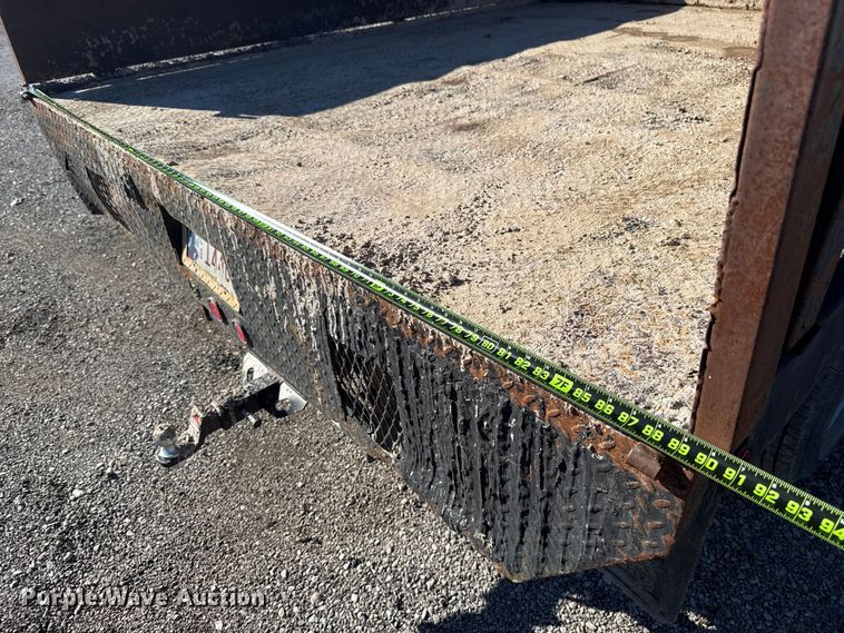 image for item EU5492 2004 Chevrolet Silverado 3500 Ext. Cab dump flatbed pickup truck