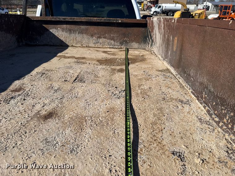 image for item EU5492 2004 Chevrolet Silverado 3500 Ext. Cab dump flatbed pickup truck