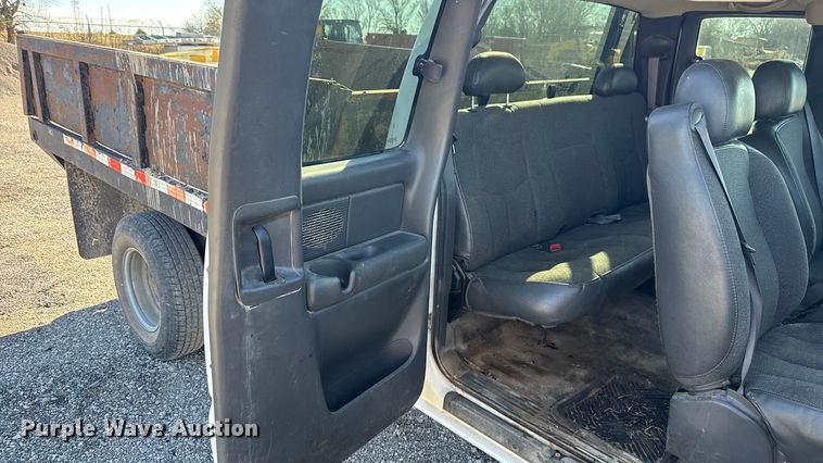 image for item EU5492 2004 Chevrolet Silverado 3500 Ext. Cab dump flatbed pickup truck