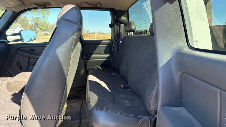 image for item EU5492 2004 Chevrolet Silverado 3500 Ext. Cab dump flatbed pickup truck