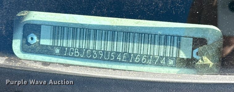 image for item EU5492 2004 Chevrolet Silverado 3500 Ext. Cab dump flatbed pickup truck