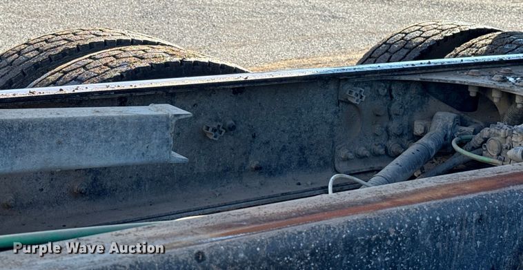 image for item EU5493 2009 Sterling L8500 dump truck