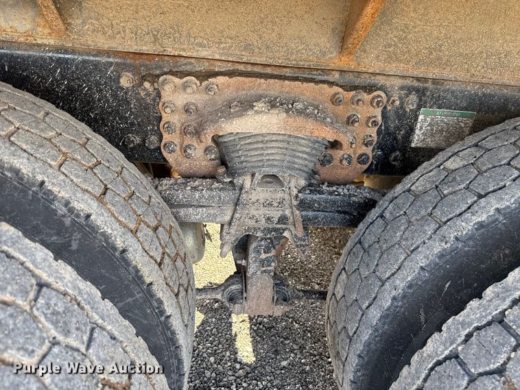 image for item EU5493 2009 Sterling L8500 dump truck