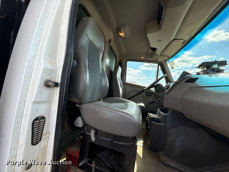 image for item EU5493 2009 Sterling L8500 dump truck