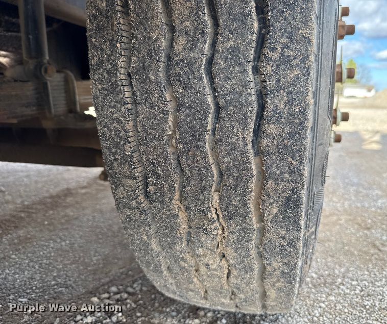 image for item EU5493 2009 Sterling L8500 dump truck