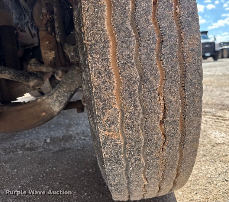 image for item EU5493 2009 Sterling L8500 dump truck