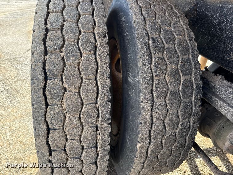 image for item EU5493 2009 Sterling L8500 dump truck