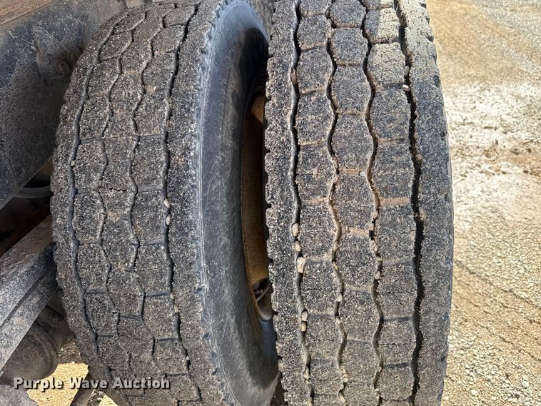 image for item EU5493 2009 Sterling L8500 dump truck