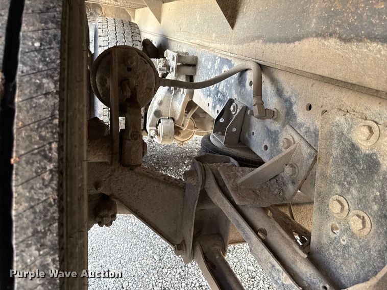 image for item EU5494 2000 Freightliner FLD120 dump truck