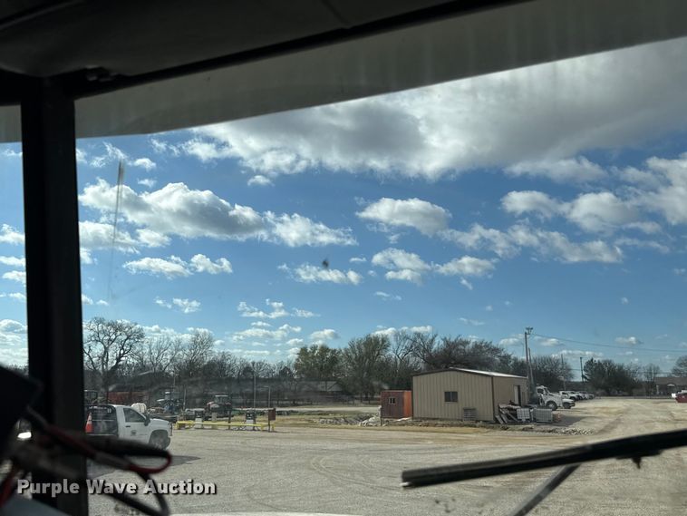 image for item EU5494 2000 Freightliner FLD120 dump truck