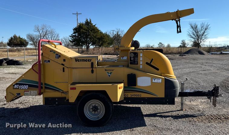 image for item EU5495 2012 Vermeer BC1500 wood chipper