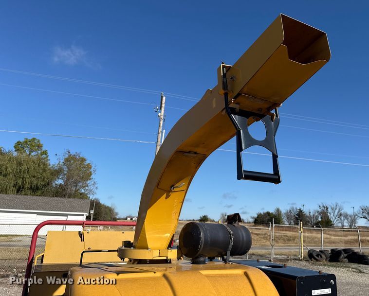 image for item EU5495 2012 Vermeer BC1500 wood chipper