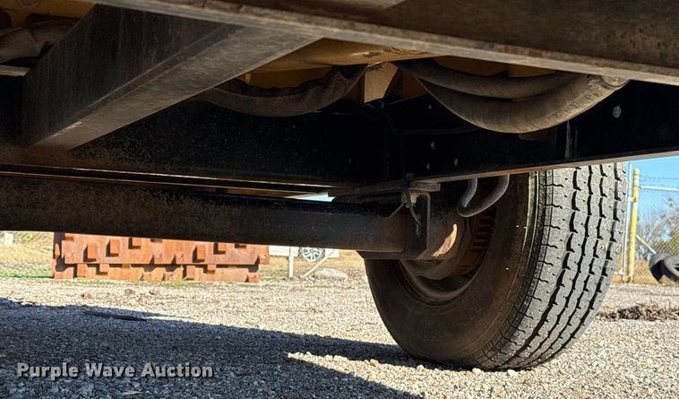 image for item EU5495 2012 Vermeer BC1500 wood chipper