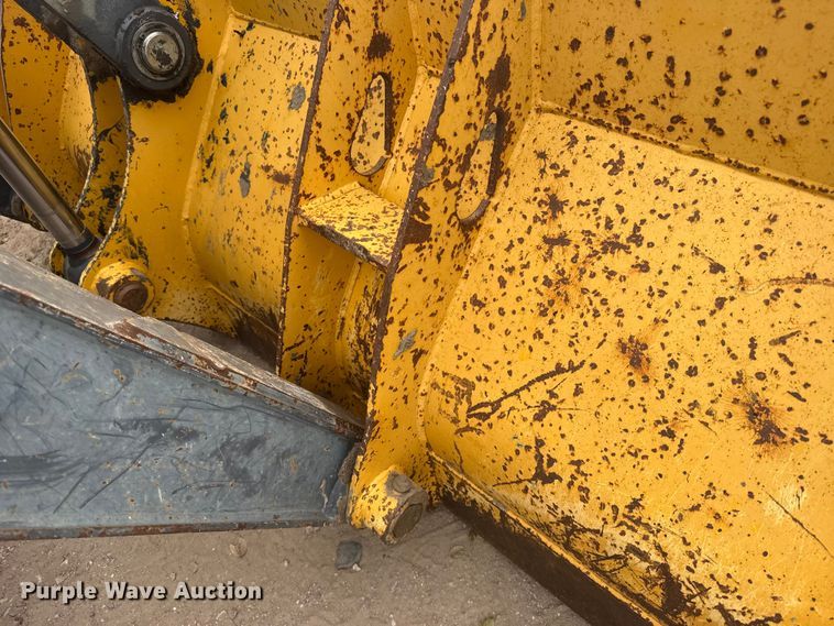 image for item EU6375 2007 John Deere 410J tractor