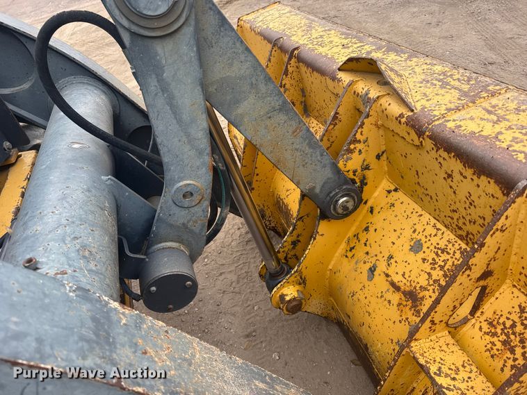 image for item EU6375 2007 John Deere 410J tractor