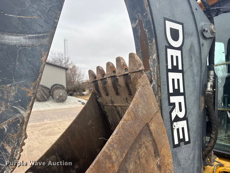 image for item EU6375 2007 John Deere 410J tractor